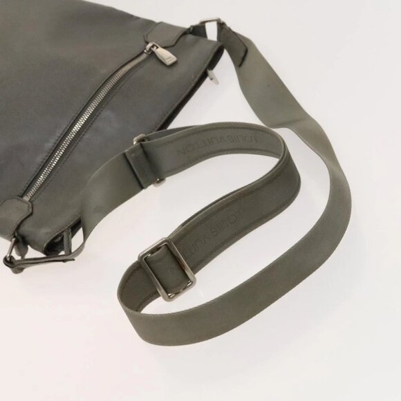 LOUIS VUITTON Taiga Vernis Shoulder Bag 2Set Beige Gray LV - Picture 6 of 14